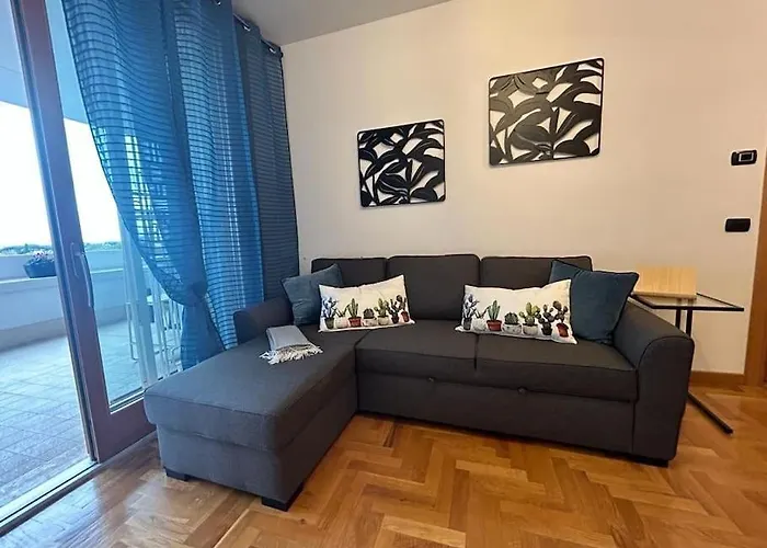 Miro Apartment